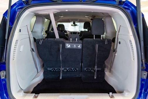 2018 Chrysler Pacifica Touring Plus