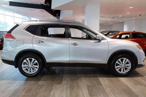 Brilliant Silver 2014 Nissan Rogue SV