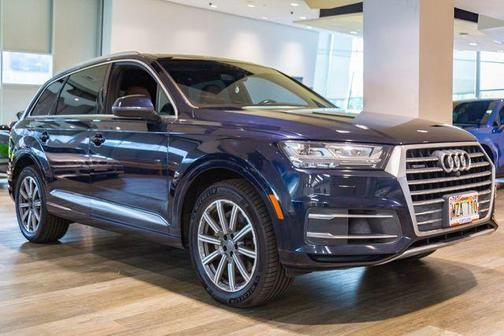 Ink Blue Metallic 2017 Audi Q7 3.0T Premium Plus