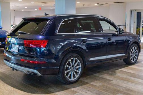 Ink Blue Metallic 2017 Audi Q7 3.0T Premium Plus