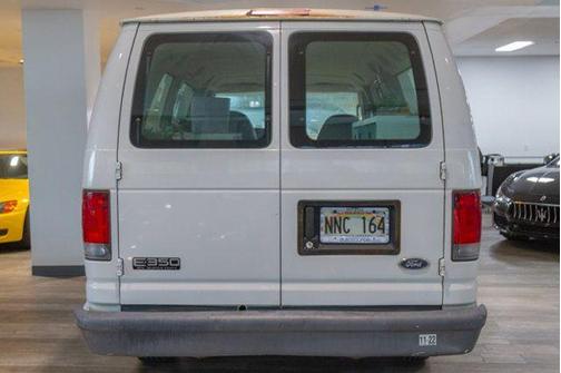 2004 Ford E350 Super Duty XLT