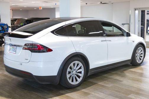 2016 Tesla Model X 7 PASSENGER