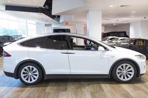 2016 Tesla Model X 7 PASSENGER