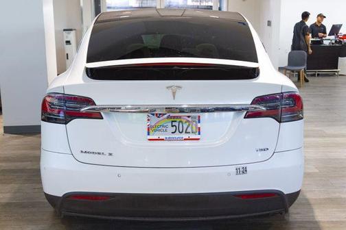 2016 Tesla Model X 7 PASSENGER