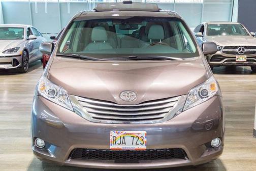 2011 Toyota Sienna XLE