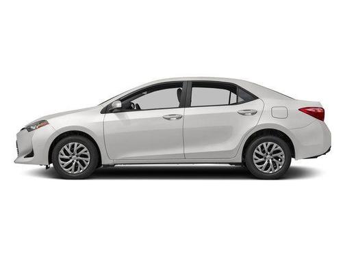 Super White 2018 Toyota Corolla SE