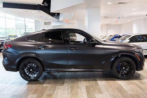 Black Sapphire Metallic 2024 BMW X6 M Base