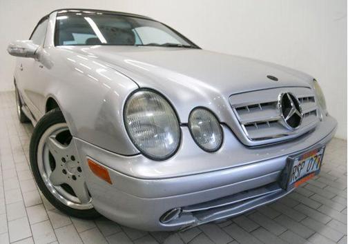 2001 Mercedes-Benz CLK-Class Base