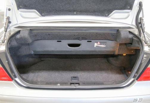 2001 Mercedes-Benz CLK-Class Base