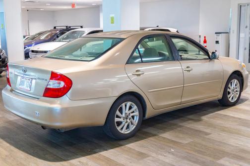 2002 Toyota Camry LE