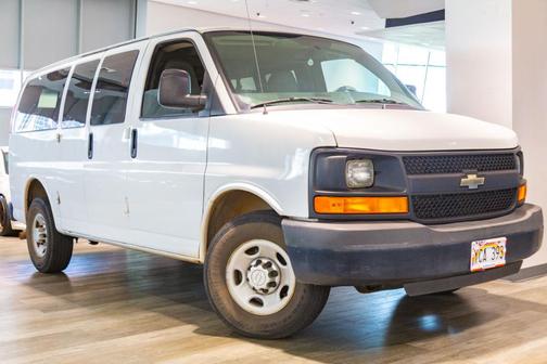 2015 Chevrolet Express 2500 LS