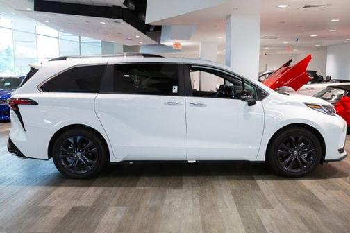 Ice 2024 Toyota Sienna XSE