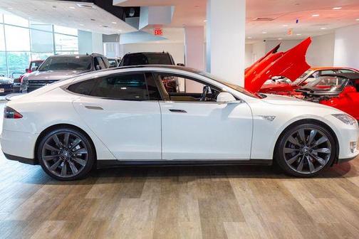 2013 Tesla Model S Performance