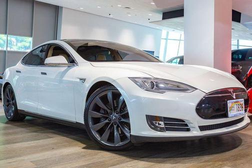 2013 Tesla Model S Performance
