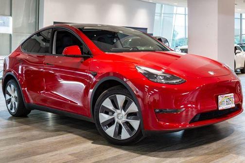2023 Tesla Model Y Long Range