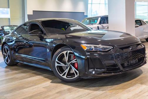 Mythos Black Metallic 2022 Audi e-tron GT Premium Plus