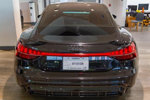 Mythos Black Metallic 2022 Audi e-tron GT Premium Plus