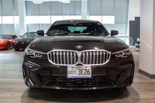 2023 BMW 330e 330e