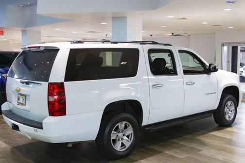 Summit White 2013 Chevrolet Suburban 1500 LS