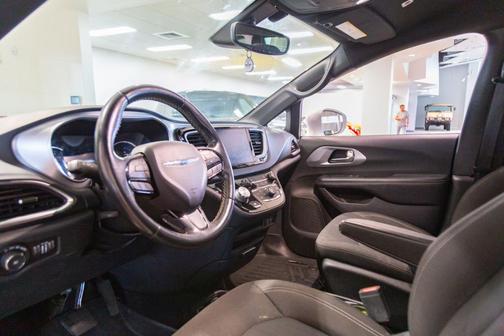 2019 Chrysler Pacifica Hybrid Touring Plus