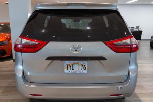 2020 Toyota Sienna L