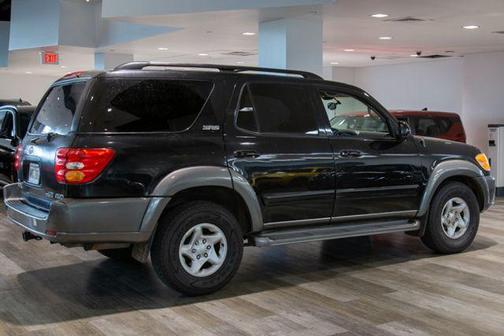 2003 Toyota Sequoia SR5