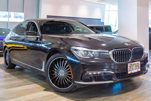 2016 BMW 740 i