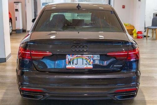 2023 Audi A4 45 S line quattro Premium