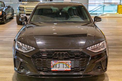 2023 Audi A4 45 S line quattro Premium