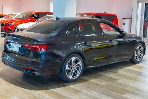 2023 Audi A4 45 S line quattro Premium