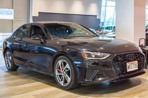 2023 Audi A4 45 S line quattro Premium