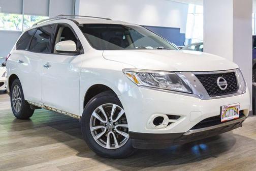 2014 Nissan Pathfinder SV