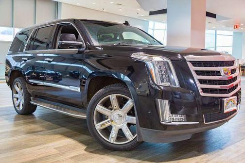 2017 Cadillac Escalade Luxury