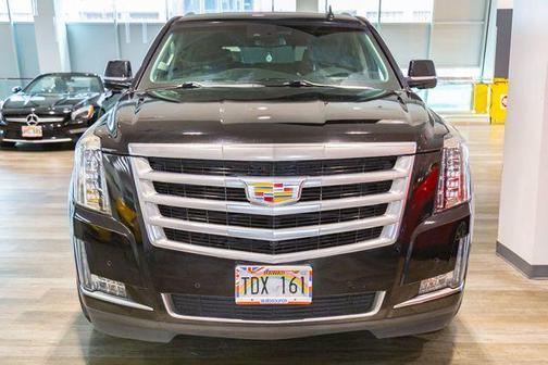 2017 Cadillac Escalade Luxury