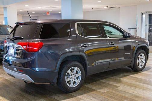 2017 GMC Acadia SLE-1