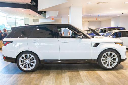 Fuji White 2019 Land Rover Range Rover Sport 3.0L Supercharged HSE