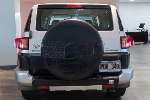 2007 Toyota FJ Cruiser Base (Retail Orders Only) (A5)