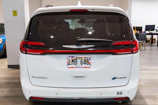 2021 Chrysler Pacifica Hybrid Touring L