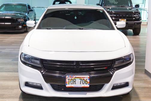 Bright White Clearcoat 2015 Dodge Charger SXT