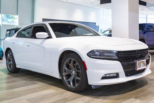 Bright White Clearcoat 2015 Dodge Charger SXT