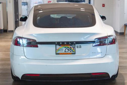2020 Tesla Model S Long Range Plus