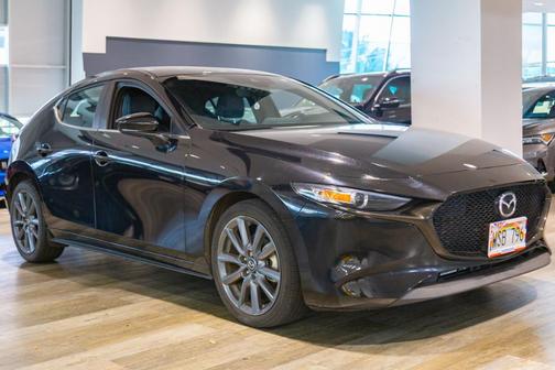 Jet Black Mica 2022 Mazda Mazda3 FWD w/Select Package