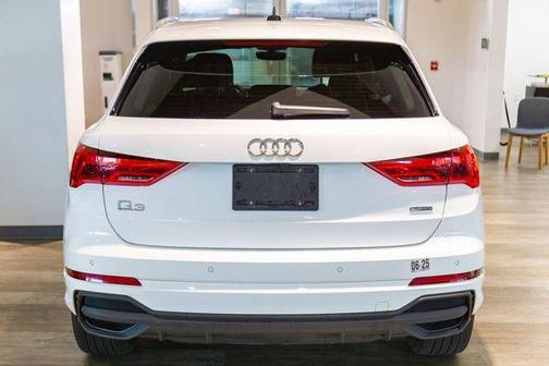 2023 Audi Q3 45 S line Premium
