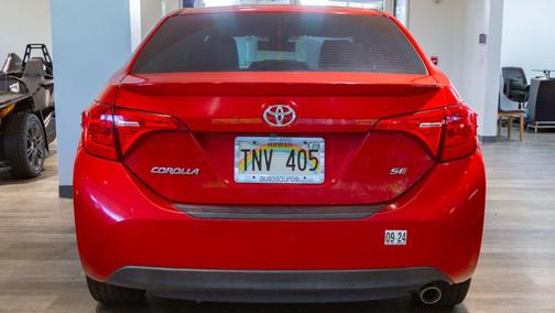 Barcelona Red Metallic 2018 Toyota Corolla SE