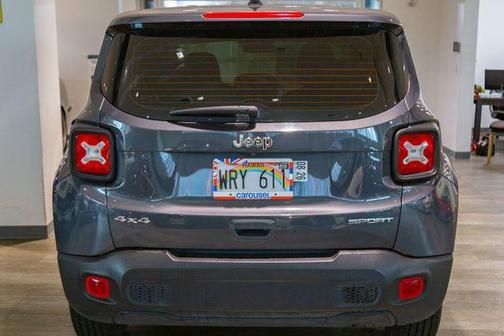 Graphite Gray 2022 Jeep Renegade Sport