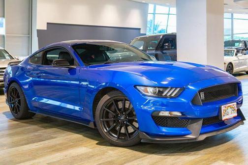 2017 Ford Shelby GT350 Base