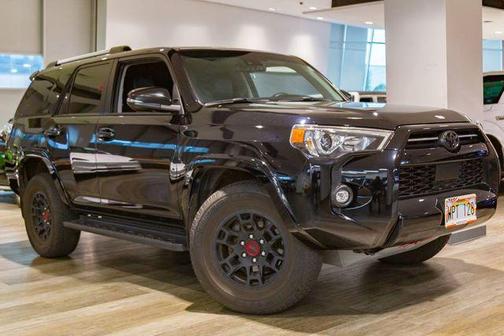 Midnight Black Metallic 2022 Toyota 4Runner SR5 Premium