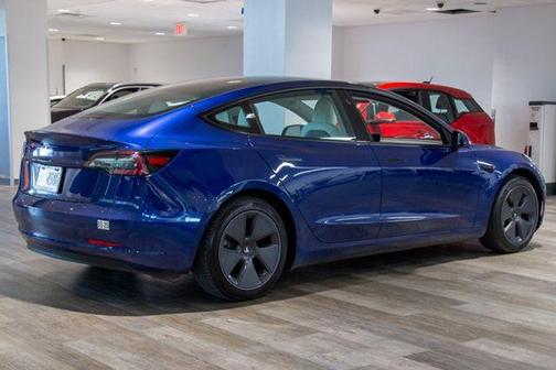 Deep Blue Metallic 2021 Tesla Model 3 Standard Range Plus