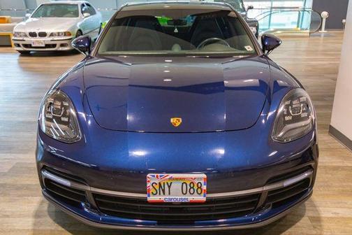 Night Blue Metallic 2018 Porsche Panamera Platinum Edition