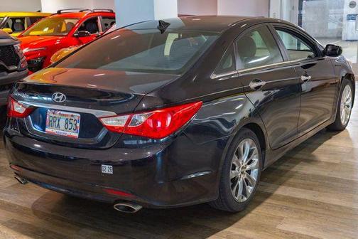 2012 Hyundai SONATA SE